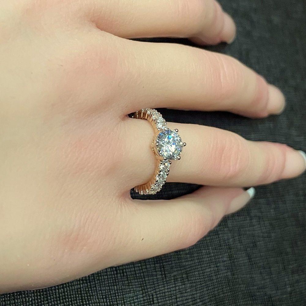 Eternity ring